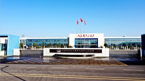 “保定陸巡”坦克600下線，35萬元起售市場認不認可？